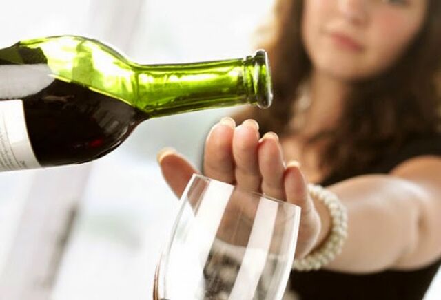 Deixa de beber alcohol